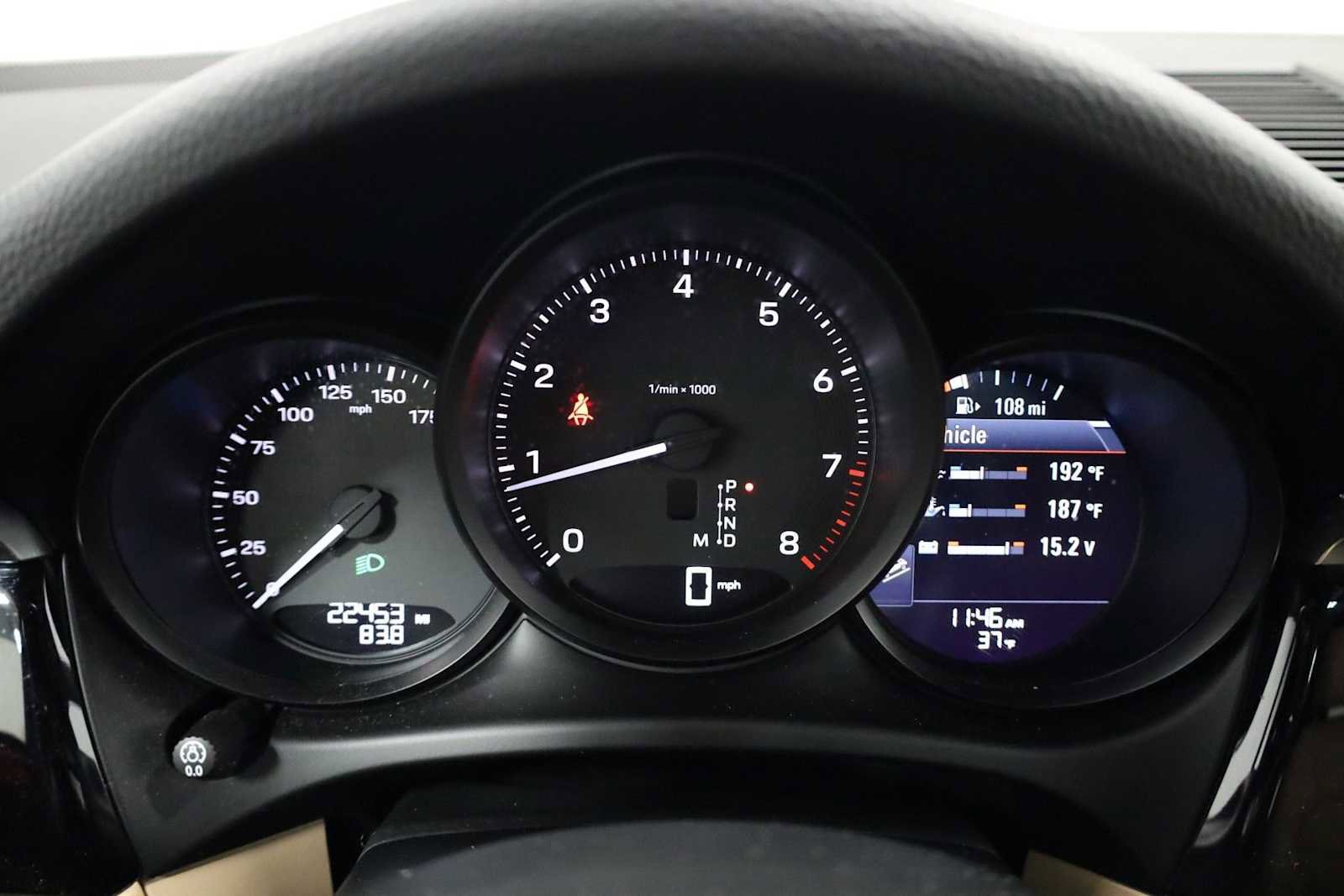 Certified 2024 Porsche Macan AWD/4WD image 24