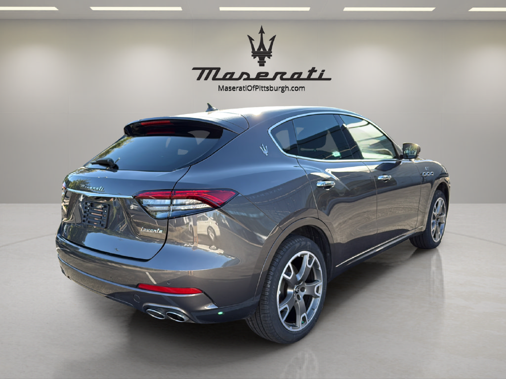 Used 2023 Maserati Levante GT AWD/4WD image 5