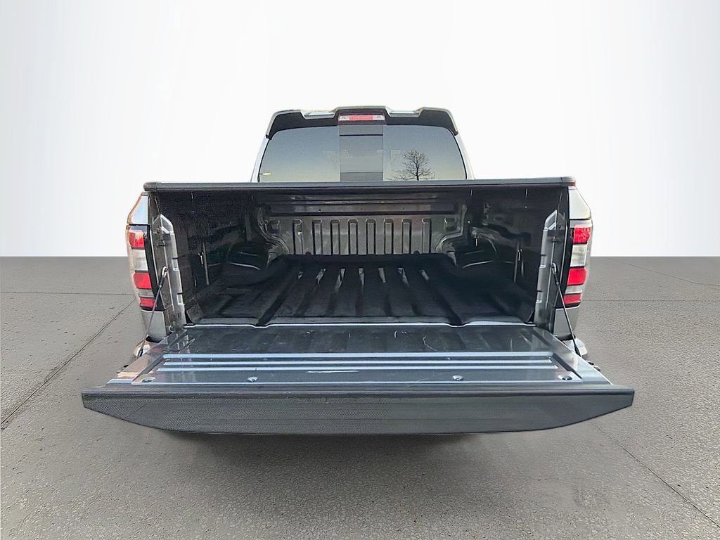 Used 2024 Nissan Frontier PRO-4X w/ Technology Package image 12