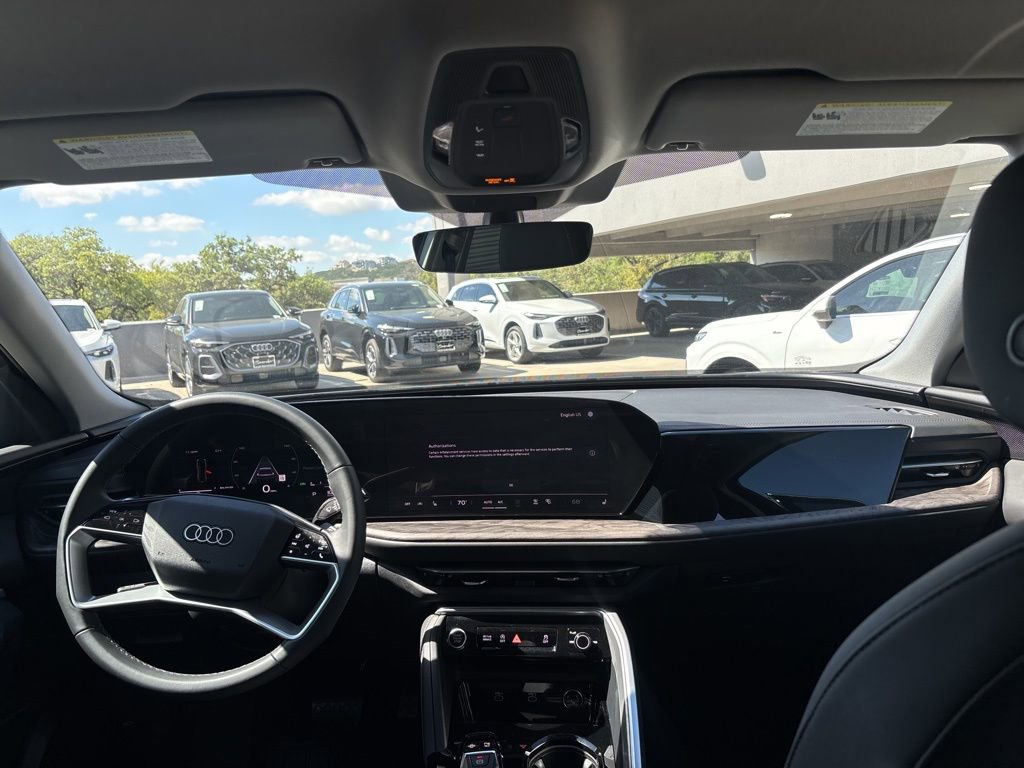 Used 2025 Audi Q5 Premium w/ Convenience Package image 18