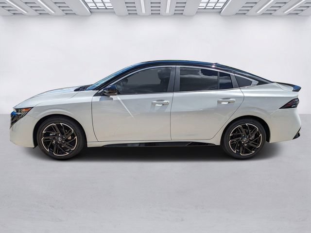 New 2026 Nissan Sentra SR w/ SR All Weather Package FWD image 7