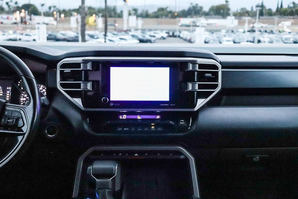 Used 2022 Toyota Tundra SR5 w/ SR5 Convenience Package RWD image 16