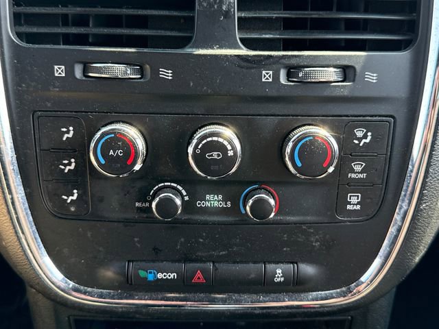 Used 2015 Dodge Grand Caravan SE FWD image 24