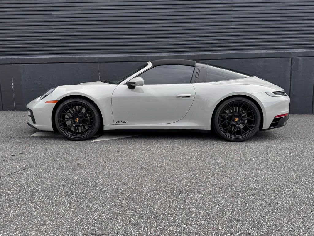 Certified 2022 Porsche 911 Targa 4 GTS AWD/4WD image 7
