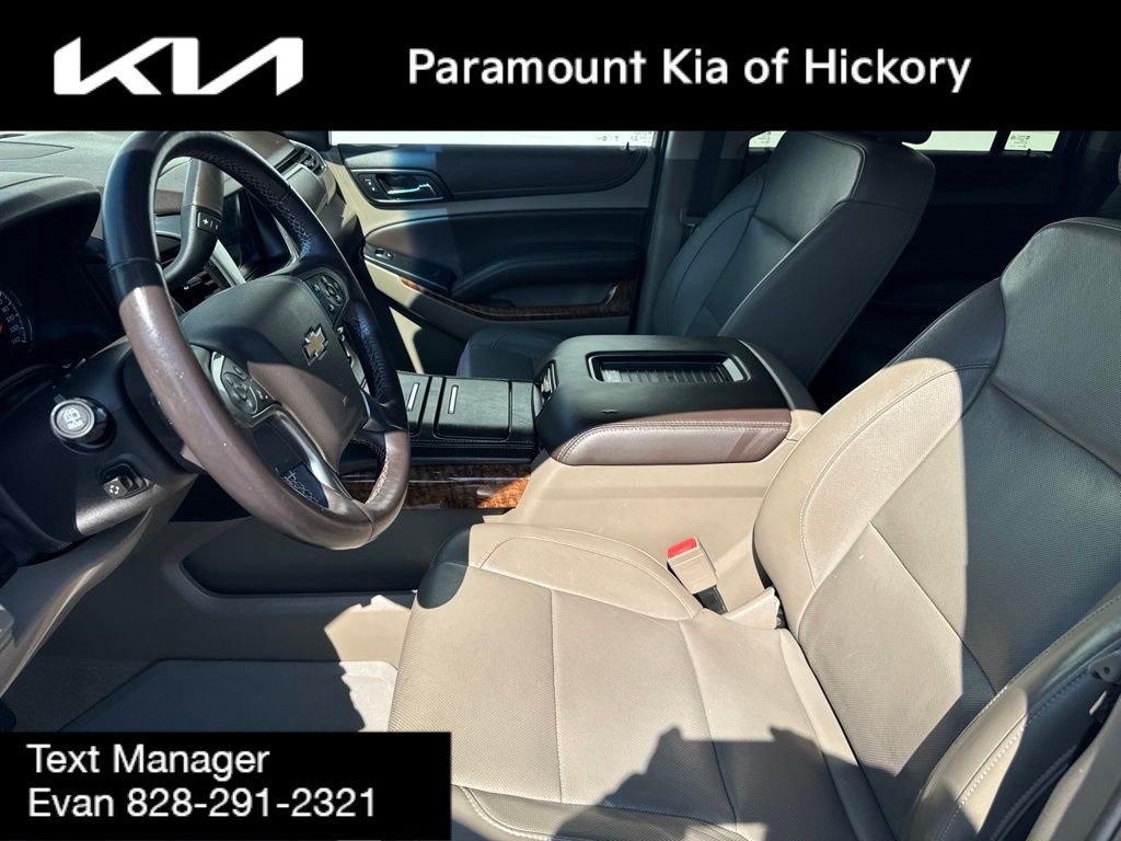Used 2018 Chevrolet Suburban Premier AWD/4WD image 22