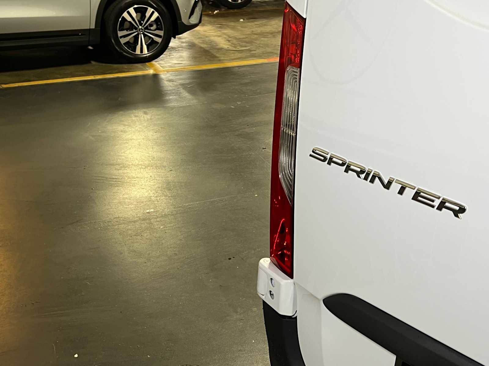 Used 2025 Mercedes-Benz Sprinter 2500 image 15