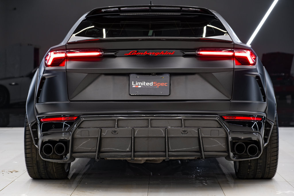 Used 2021 Lamborghini Urus AWD/4WD image 12