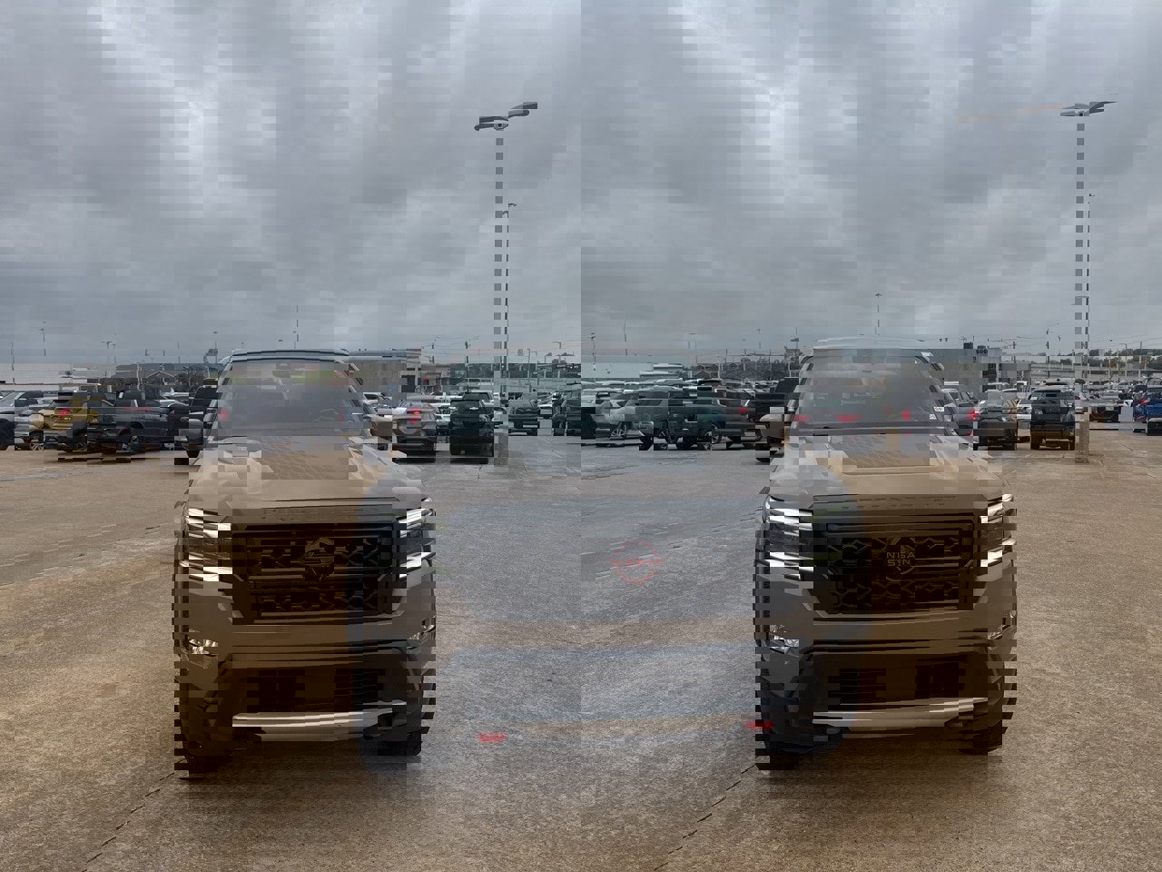 Used 2023 Nissan Frontier Pro-X w/ Technology Package image 3