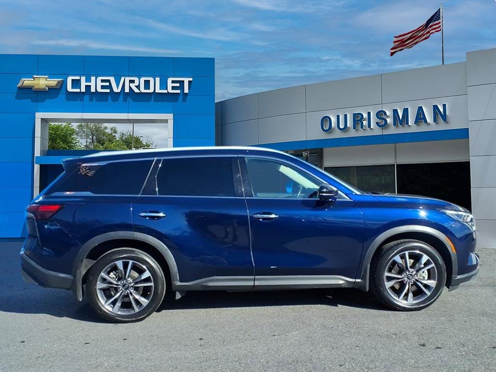 Used 2022 INFINITI QX60 Luxe w/ Performance Audio Package image 2