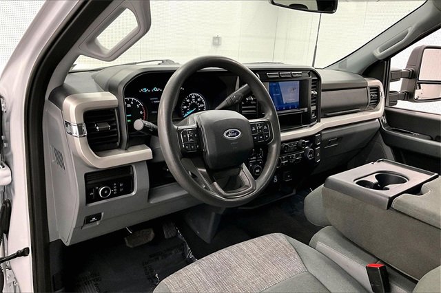 Used 2023 Ford F250 XLT image 13