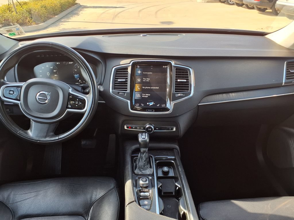 Used 2020 Volvo XC90 T6 Momentum AWD/4WD image 26