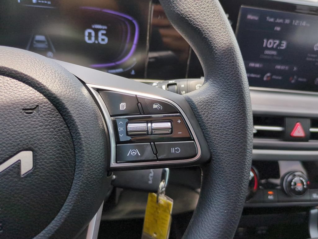 Used 2025 Kia Seltos LX AWD/4WD image 19
