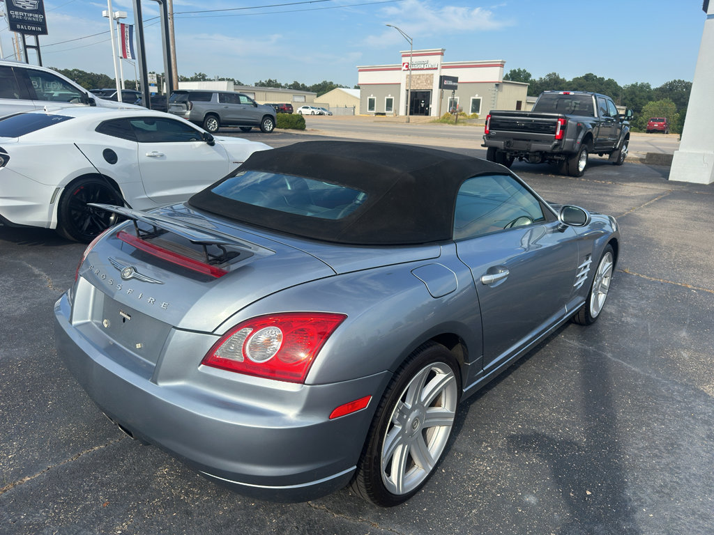 Used 2006 Chrysler Crossfire Limited image 4