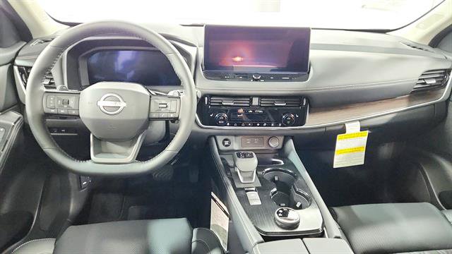 Certified 2026 Nissan Rogue Platinum w/ Platinum Premium Package AWD/4WD image 24