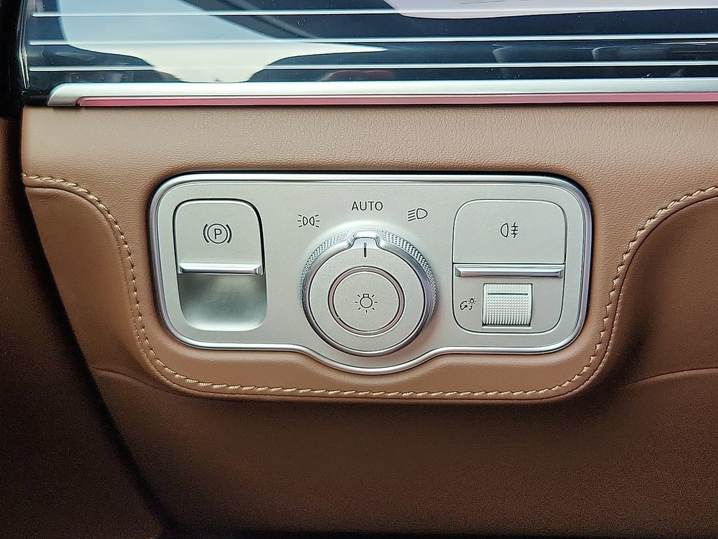 New 2026 Mercedes-Benz GLS 63 AMG 4MATIC image 29