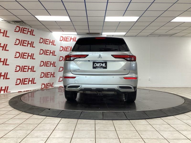 Used 2022 Mitsubishi Outlander SE AWD/4WD image 5
