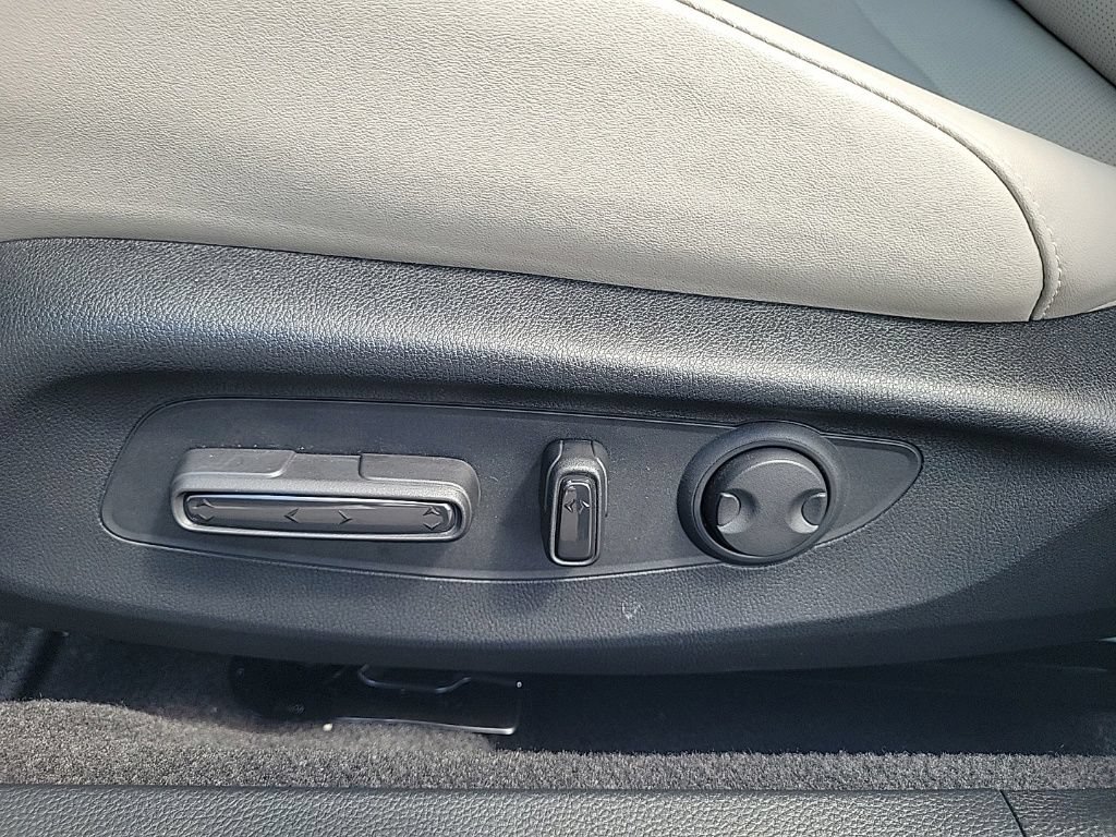 Used 2026 Honda Accord Touring image 13