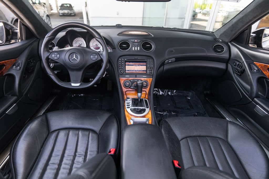 Used 2011 Mercedes-Benz SL 63 AMG image 22