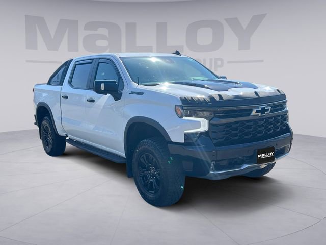 Used 2025 Chevrolet Silverado 1500 ZR2 image 7
