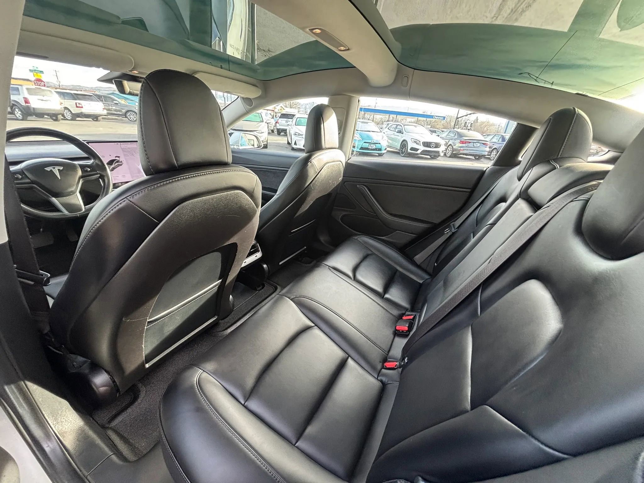Used 2018 Tesla Model 3 Long Range image 16