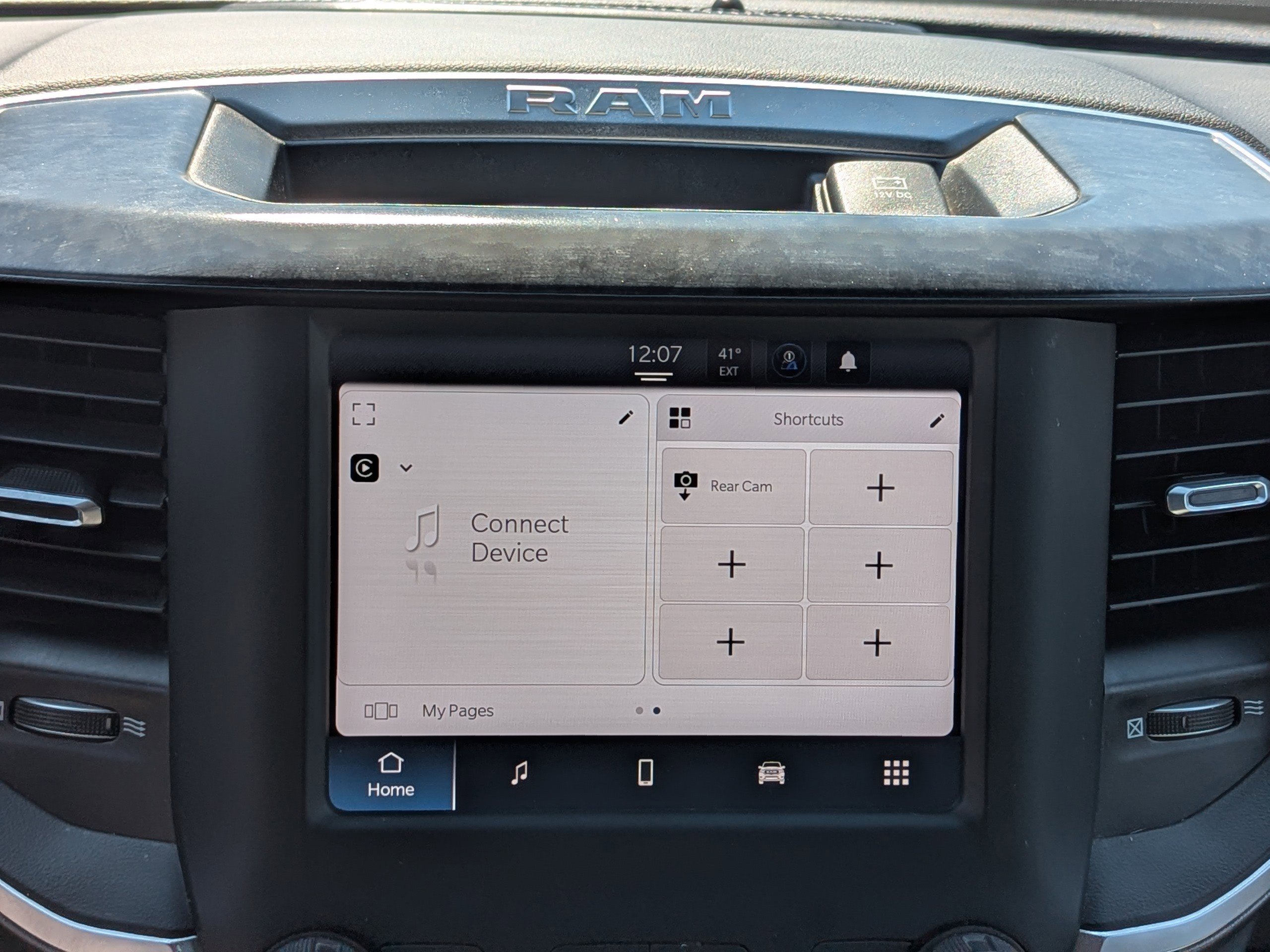 Used 2024 RAM 2500 Big Horn image 19