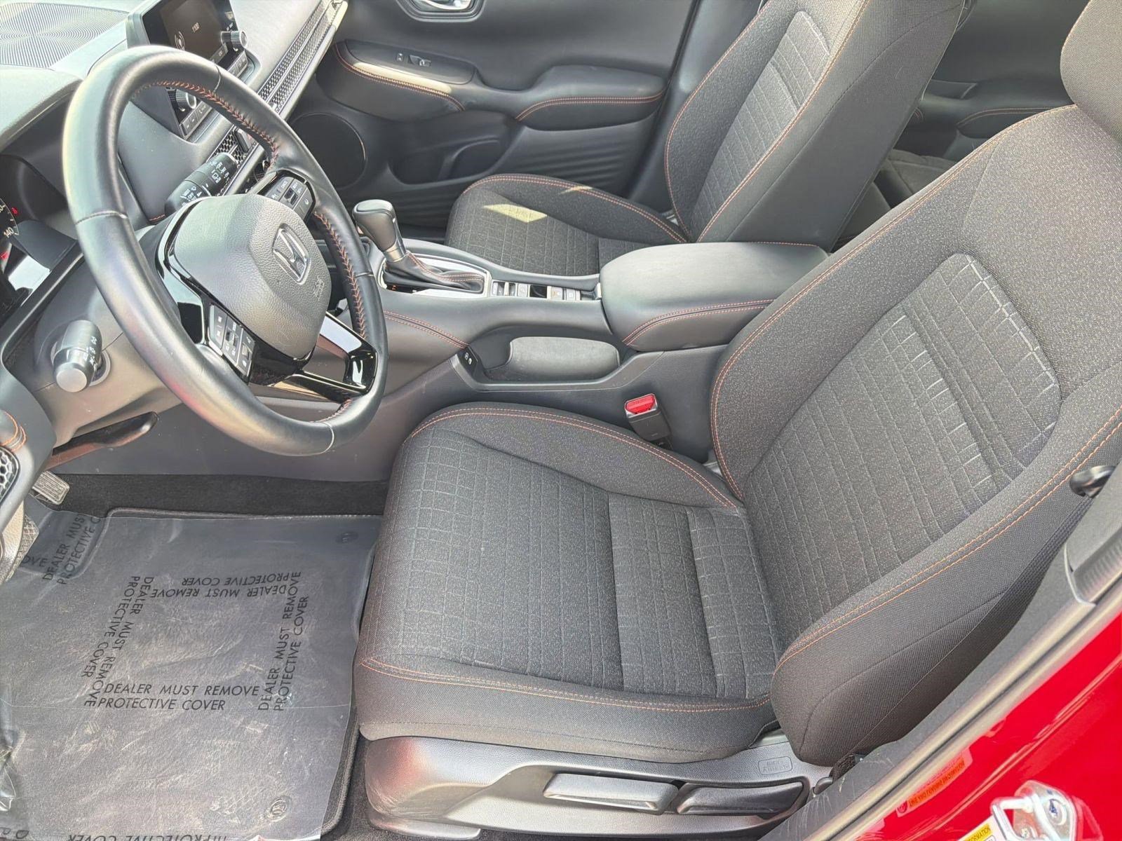 Used 2025 Honda HR-V Sport image 5