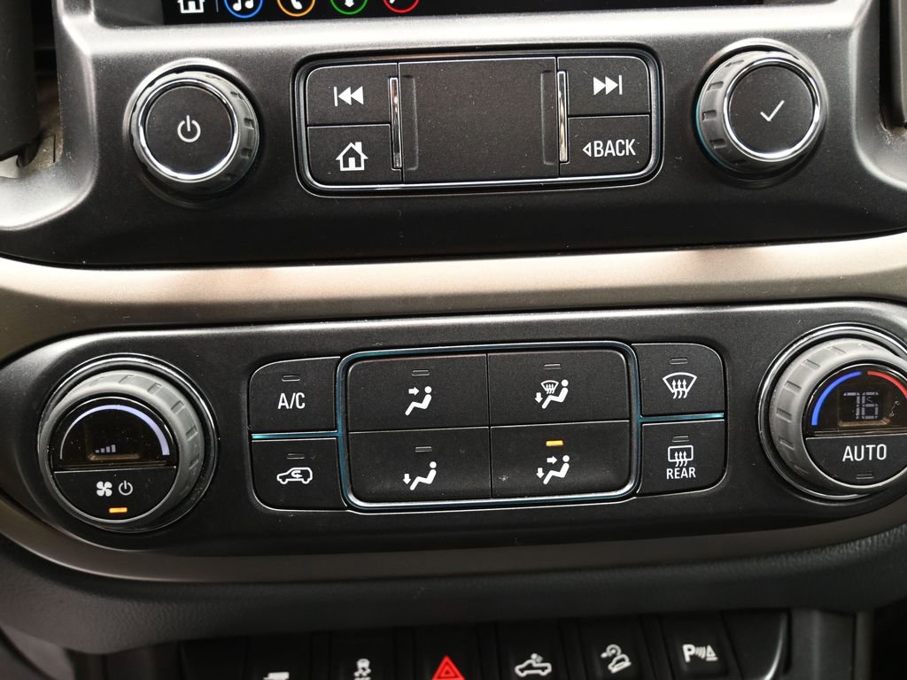 Used 2022 Chevrolet Colorado Z71 w/ Z71 Midnight Edition AWD/4WD image 26
