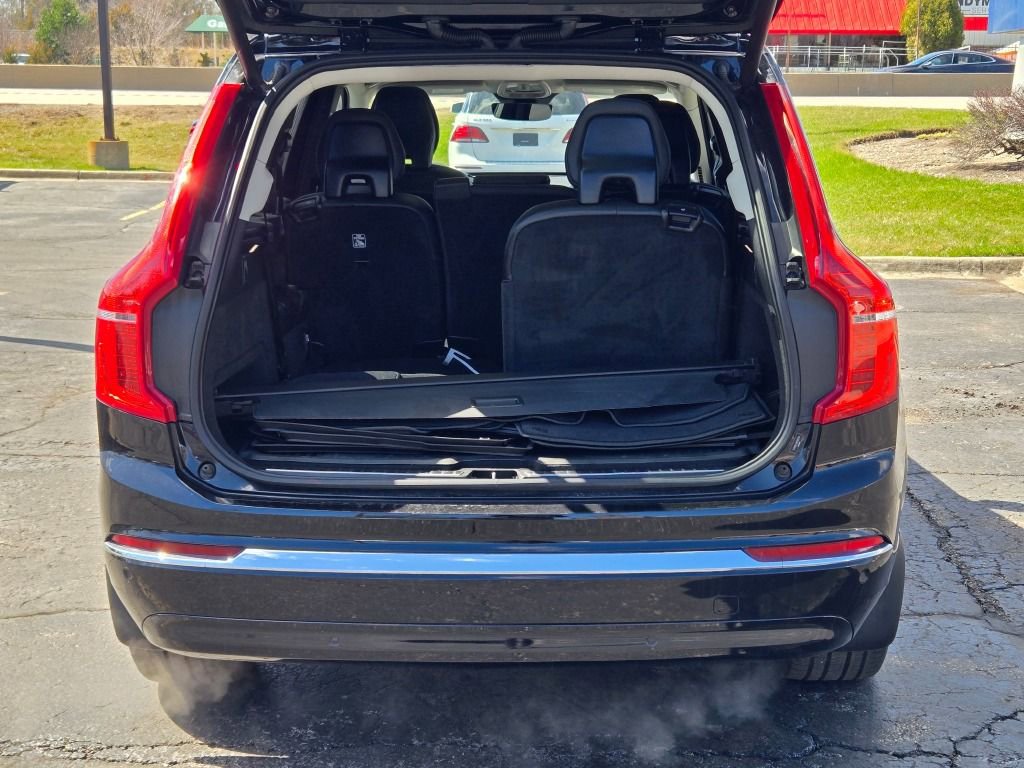 Used 2023 Volvo XC90 T8 Core image 20