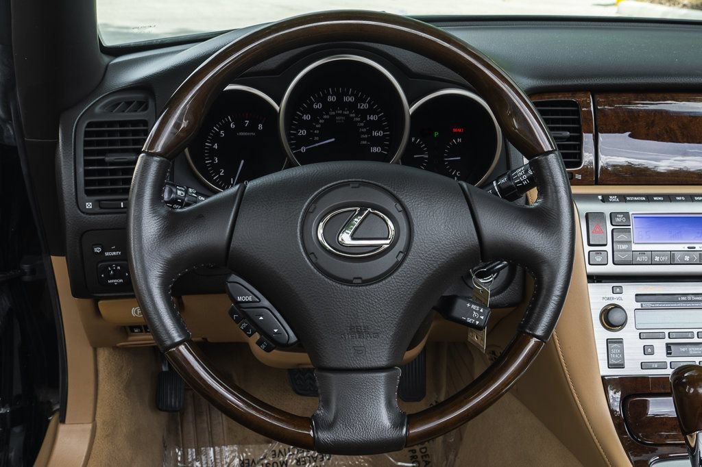 Used 2006 Lexus SC 430 Convertible w/ Preferred Accessory Pkg RWD image 21