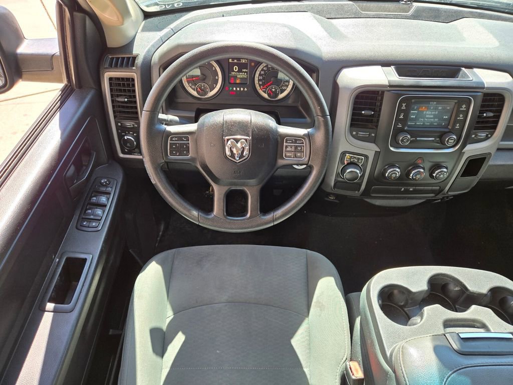 Used 2017 RAM 1500 Express w/ Black Ram 1500 Express Group RWD image 8