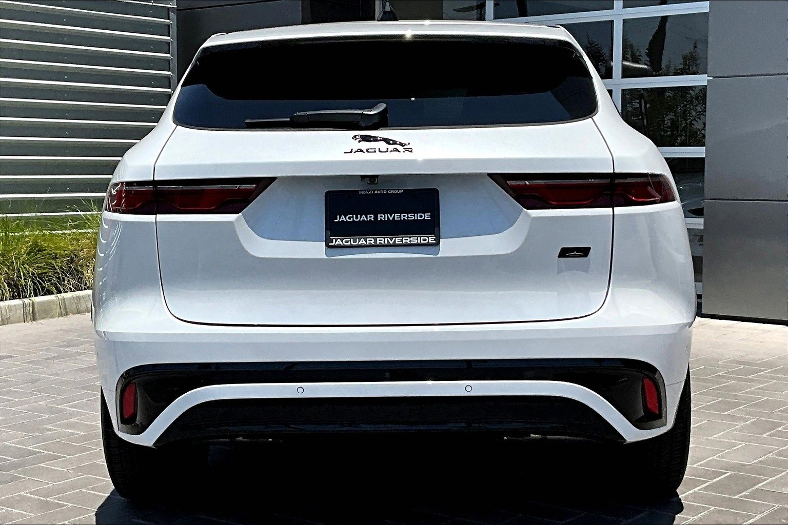 New 2026 Jaguar F-PACE R-Dynamic S image 4