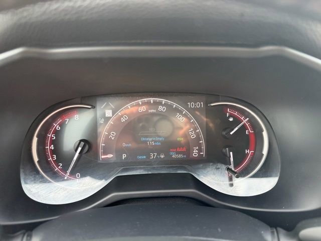 Used 2023 Toyota RAV4 XLE w/ Convenience Package image 13