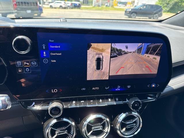 New 2025 Chevrolet Blazer EV LT w/ Midnight/Sport Edition image 12