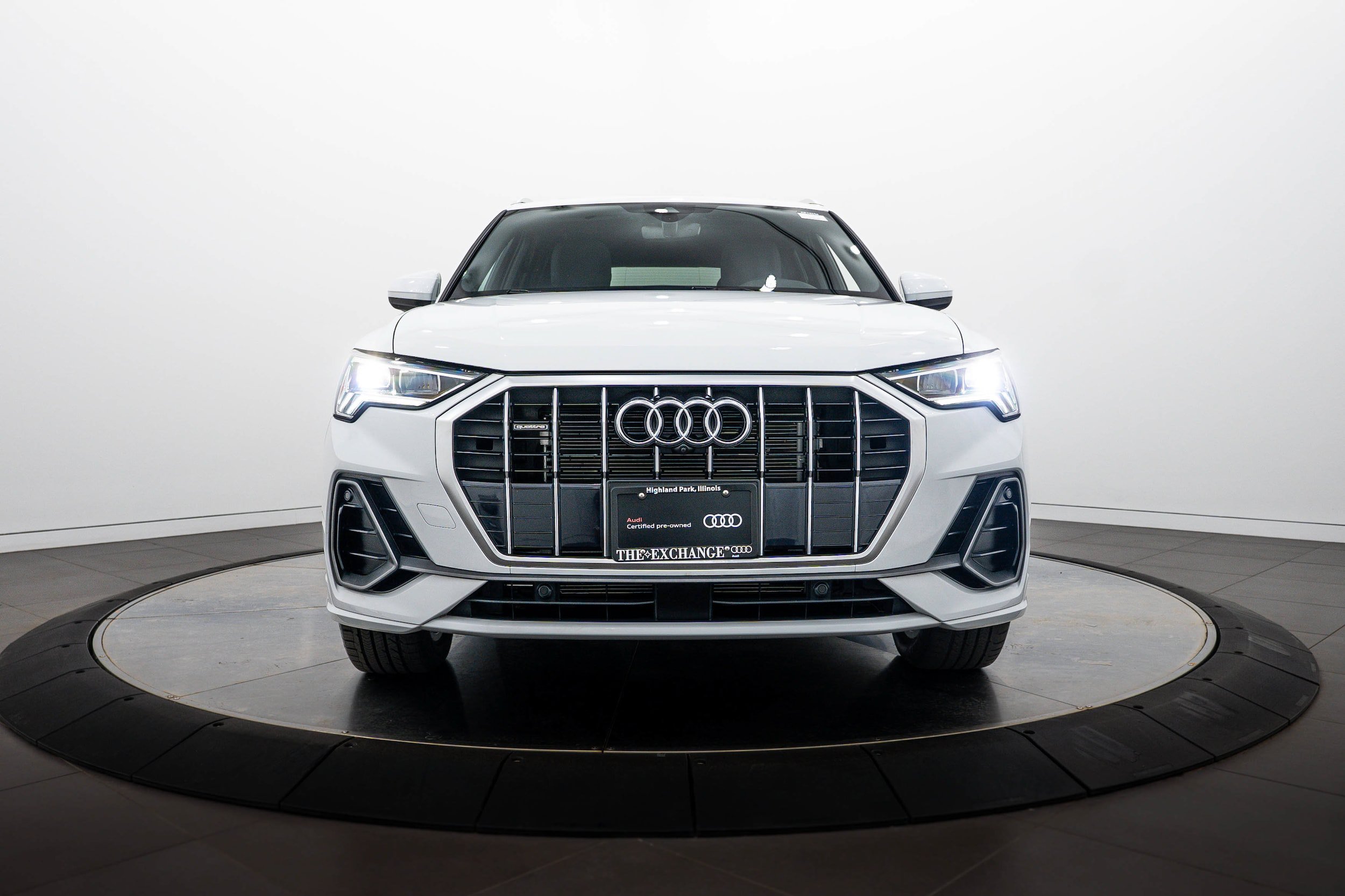 Certified 2023 Audi Q3 2.0T Premium Plus w/ Premium Plus Package AWD/4WD image 22