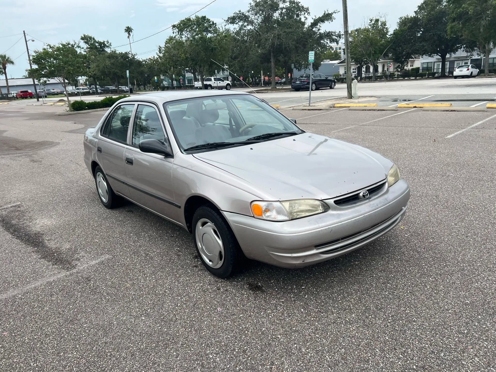 Used 1998 Toyota Corolla CE FWD image 7