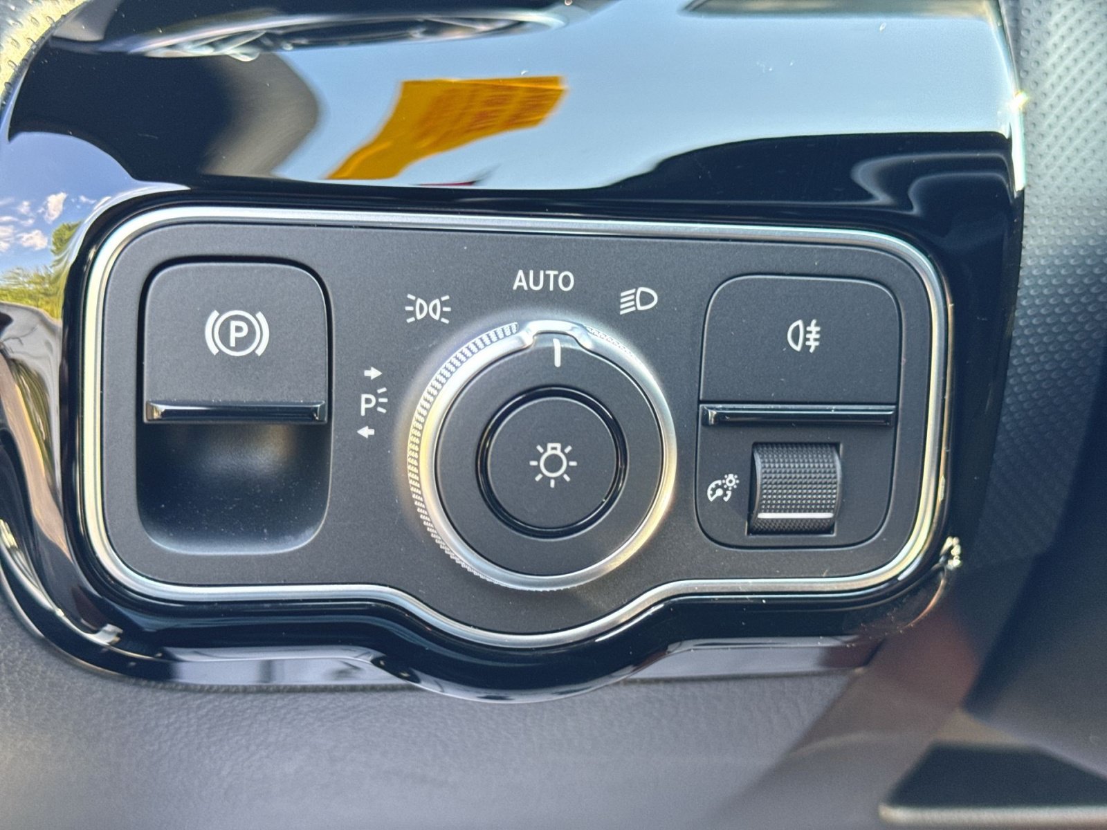 Used 2023 Mercedes-Benz CLA 250 image 20