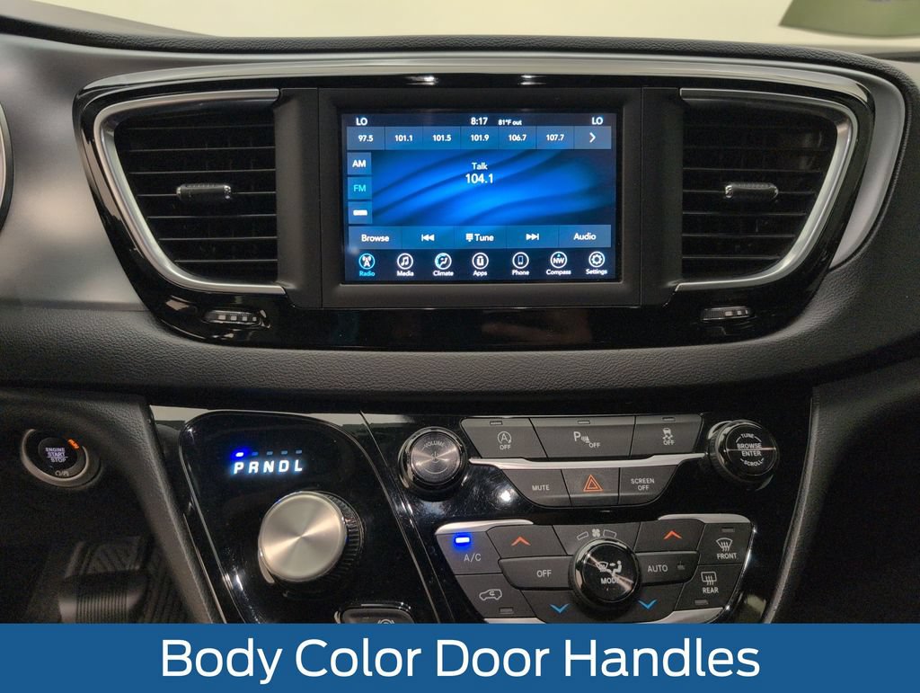Used 2020 Chrysler Pacifica Touring w/ S Appearance Package FWD image 27