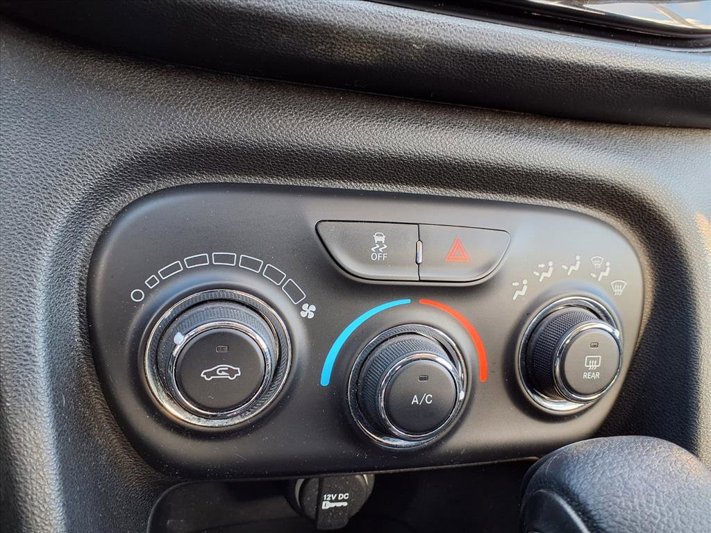 Used 2013 Dodge Dart SXT w/ SXT Special Edition Group FWD image 5