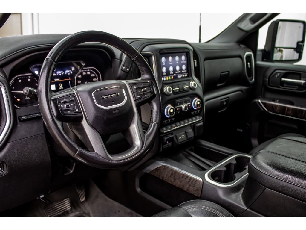 Used 2023 GMC Sierra 3500 Denali w/ Denali Ultimate Package image 18