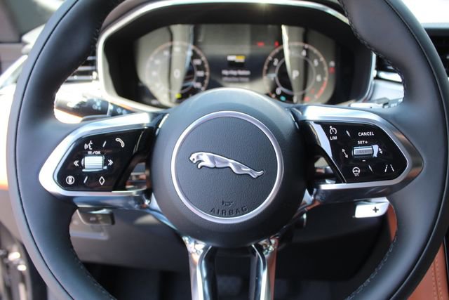 New 2026 Jaguar F-PACE R-Dynamic S image 14