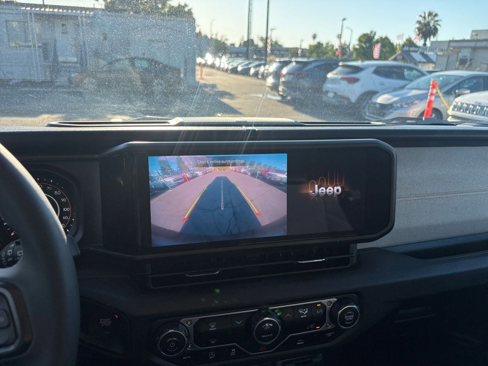 Used 2025 Jeep Wrangler Sport S AWD/4WD image 23