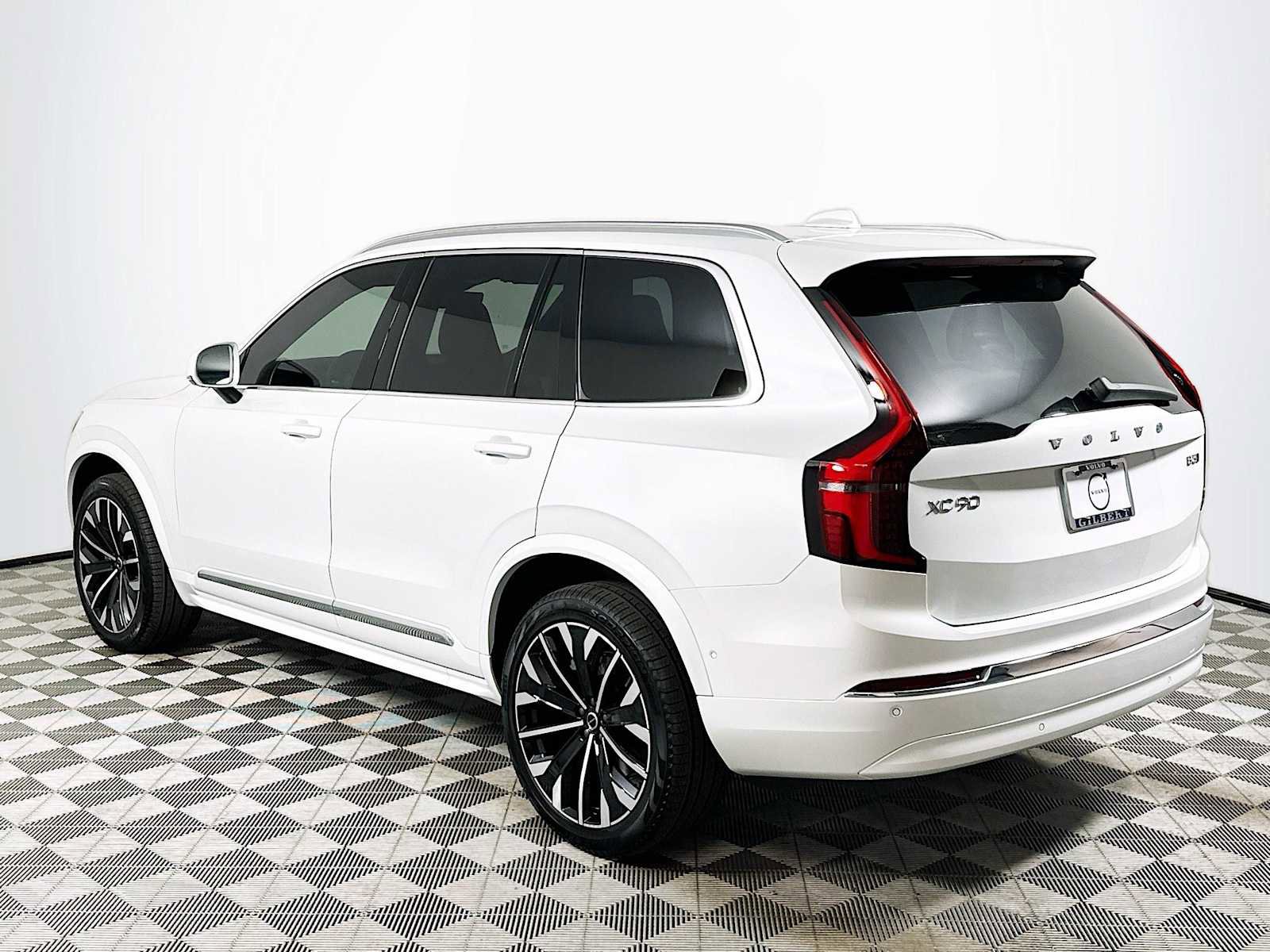 New 2026 Volvo XC90 B5 Plus image 5