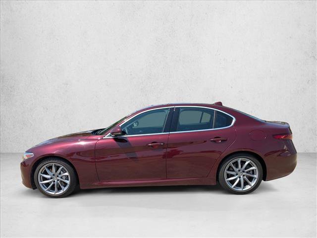 Used 2017 Alfa Romeo Giulia image 8