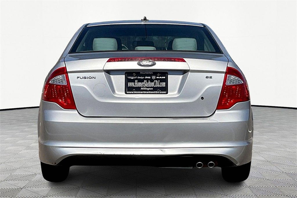 Used 2011 Ford Fusion SE w/ 201A Rapid Spec Order Code image 4