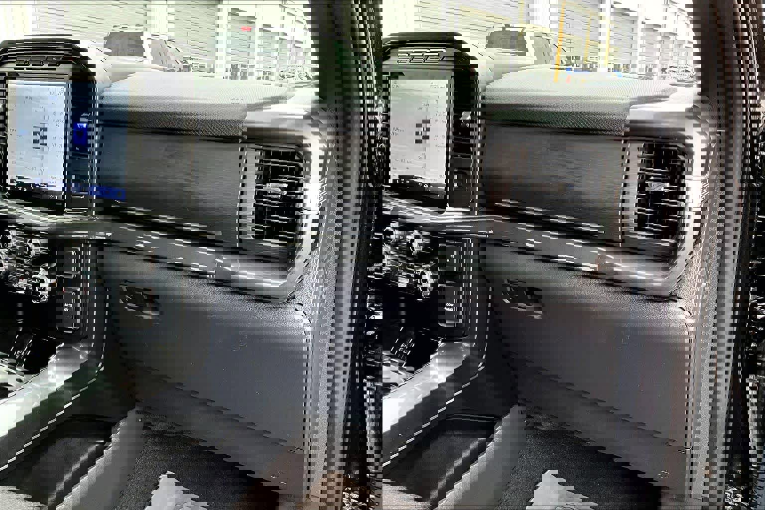 Certified 2022 Ford F150 XLT w/ Equipment Group 302A High image 19