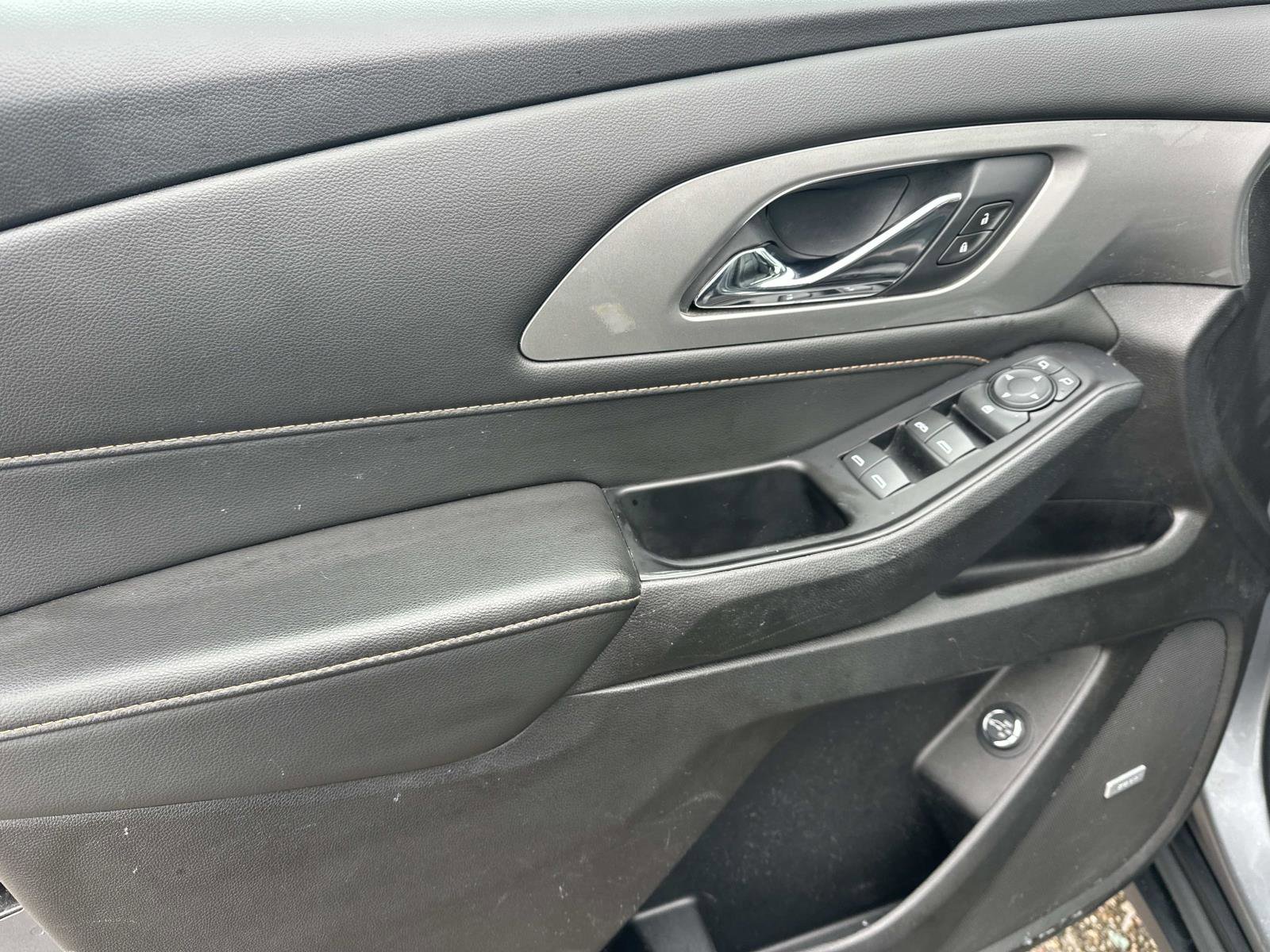 Certified 2019 Chevrolet Traverse LT w/ LT Premium Package image 16