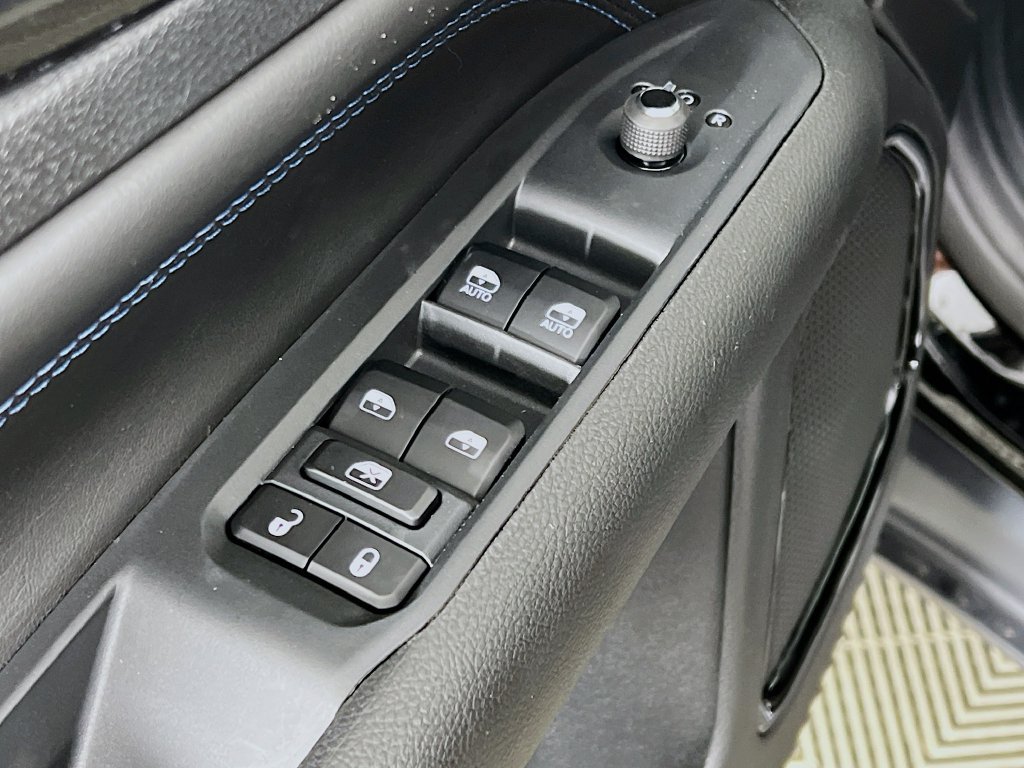 New 2026 Jeep Compass Latitude AWD/4WD image 17