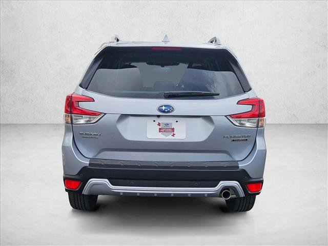 Used 2023 Subaru Forester Touring image 7