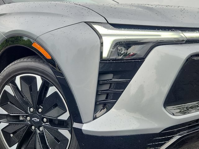 New 2026 Chevrolet Blazer EV RS FWD image 9
