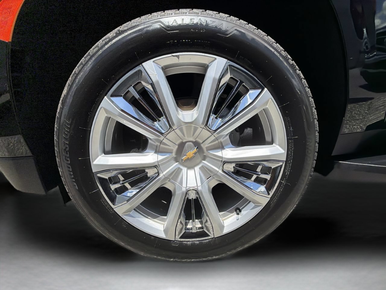 Used 2024 Chevrolet Tahoe High Country RWD image 34